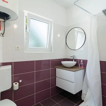 Sea-views Brazza With Private Pool Apartment Milna (Brac)